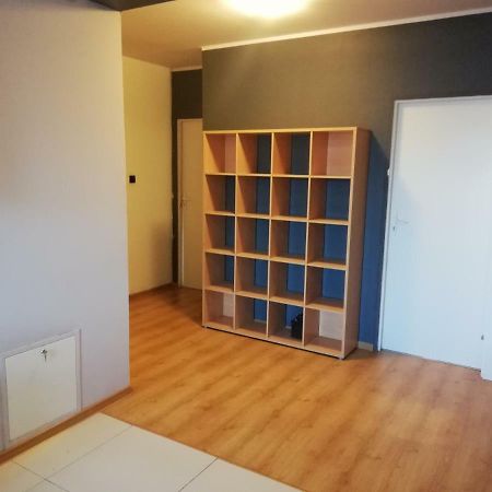 Pokoje Przy Rondzie Apartment Czestochowa Luaran gambar